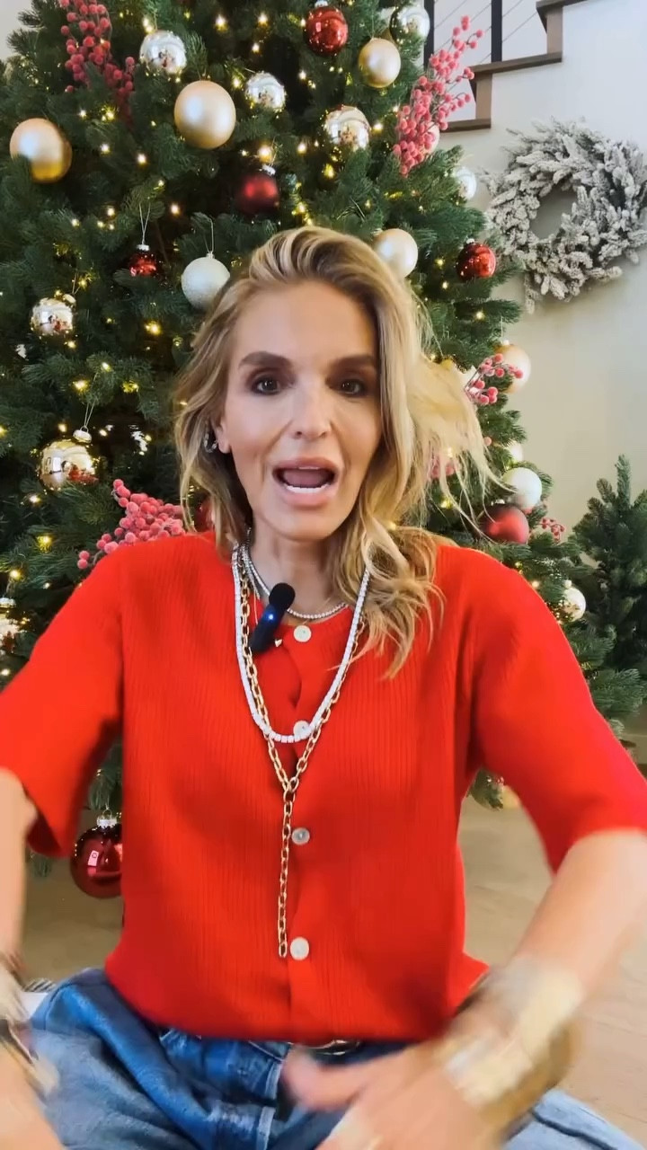 Holiday gifting day 2!

#LTKHoliday #LTKGiftGuide