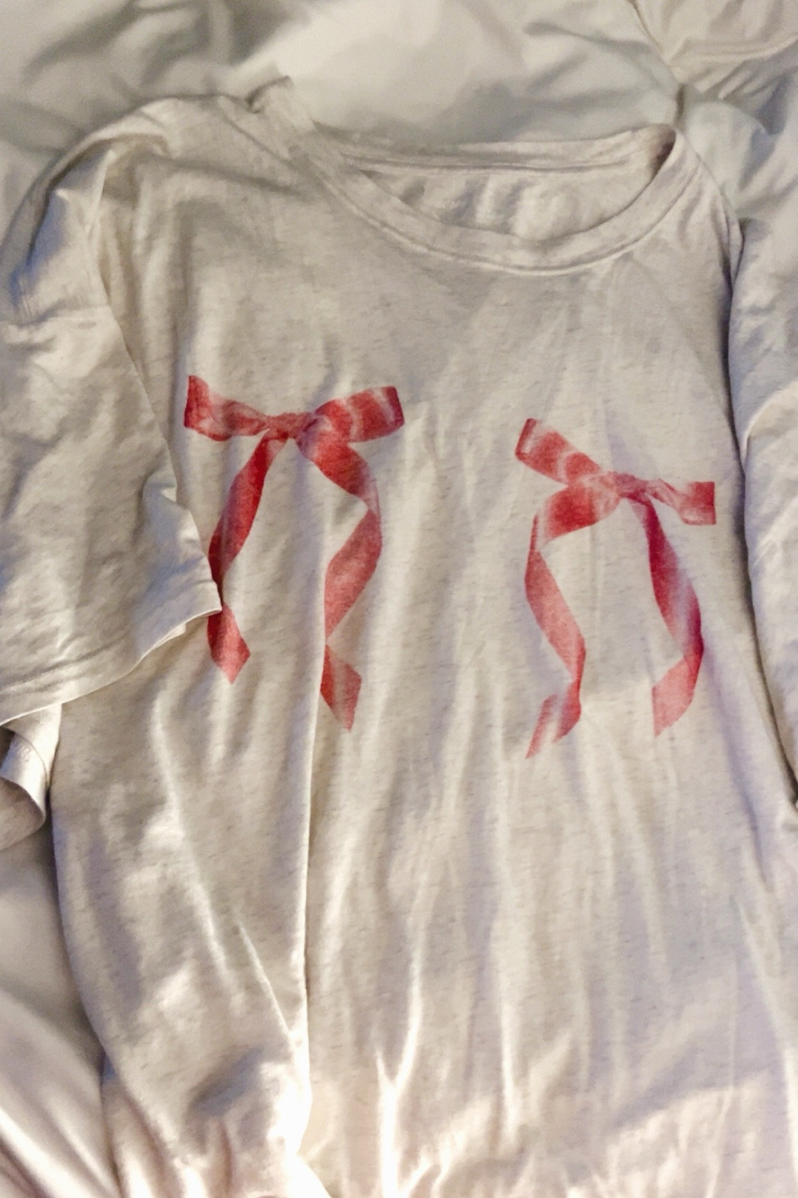 the coziest sleep shirt from aerie. im a sucker for a big tee and am currently obsessed with bows. how cute for the holidays coming up too!

#LTKGiftGuide #LTKHoliday #LTKSeasonal