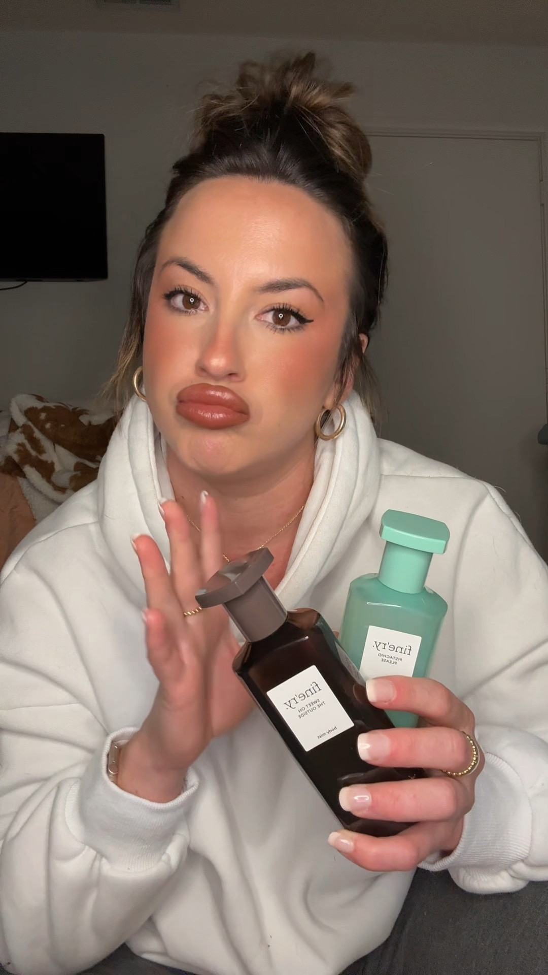 ✨FINE’RY✨

#LTKBeauty #LTKFindsUnder50 #LTKGiftGuide