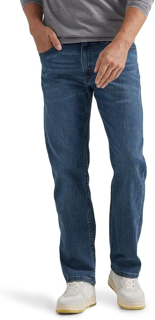 Wrangler Men's Regular Fit Comfort Flex Waist Jean | Amazon (US)