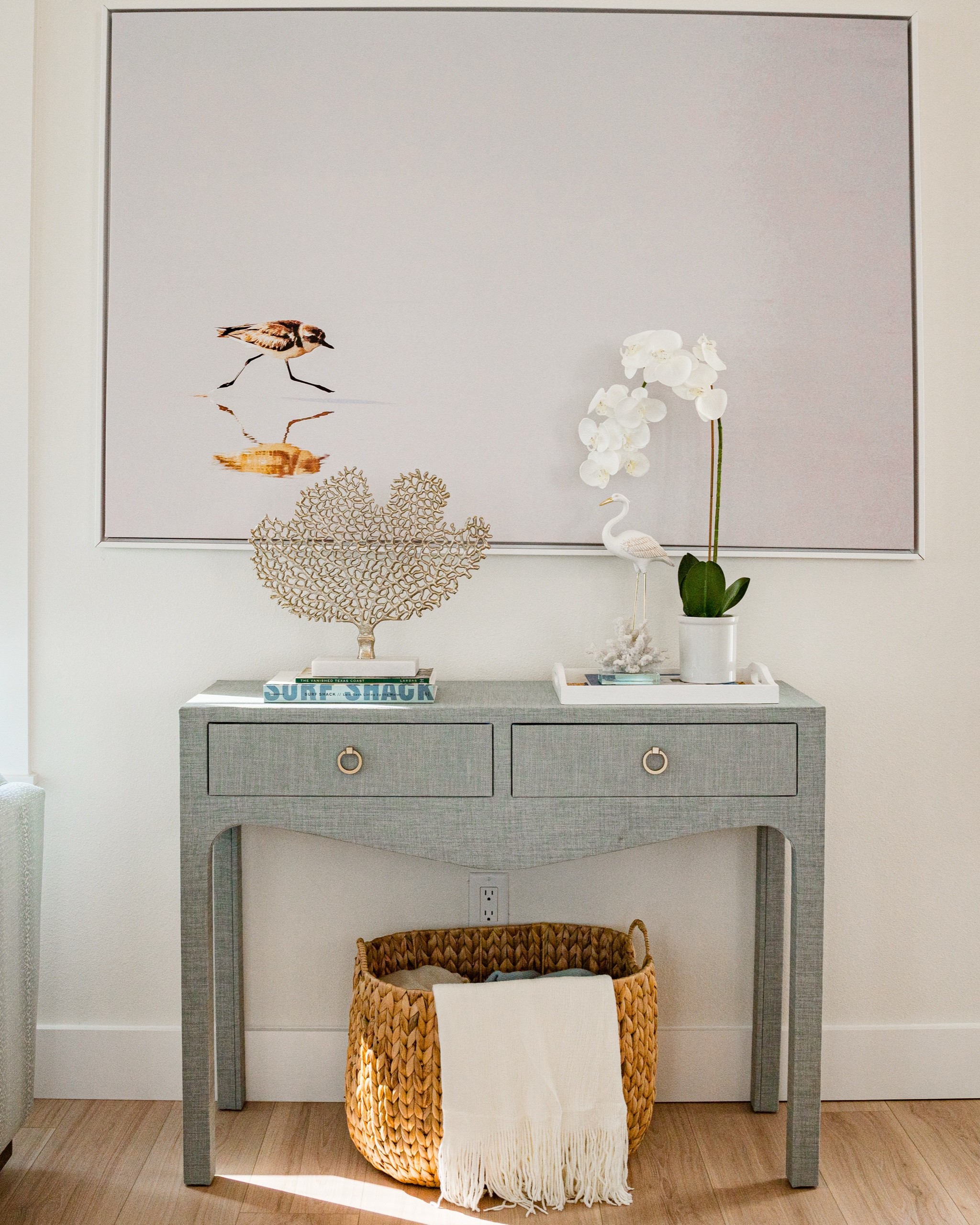 Sharing this dreamy console area from our latest project, bringing the perfect blend of style and seaside vibes. 🐚✨ Shop the exact and similar items to create your own serene coastal nook!

#CoastalDecor #ConsoleStyling #BeachHouseVibes #CoastalLiving #HomeDecorInspo #InteriorStyling #SeasideAesthetic #DreamySpaces #Decor

#LTKHome