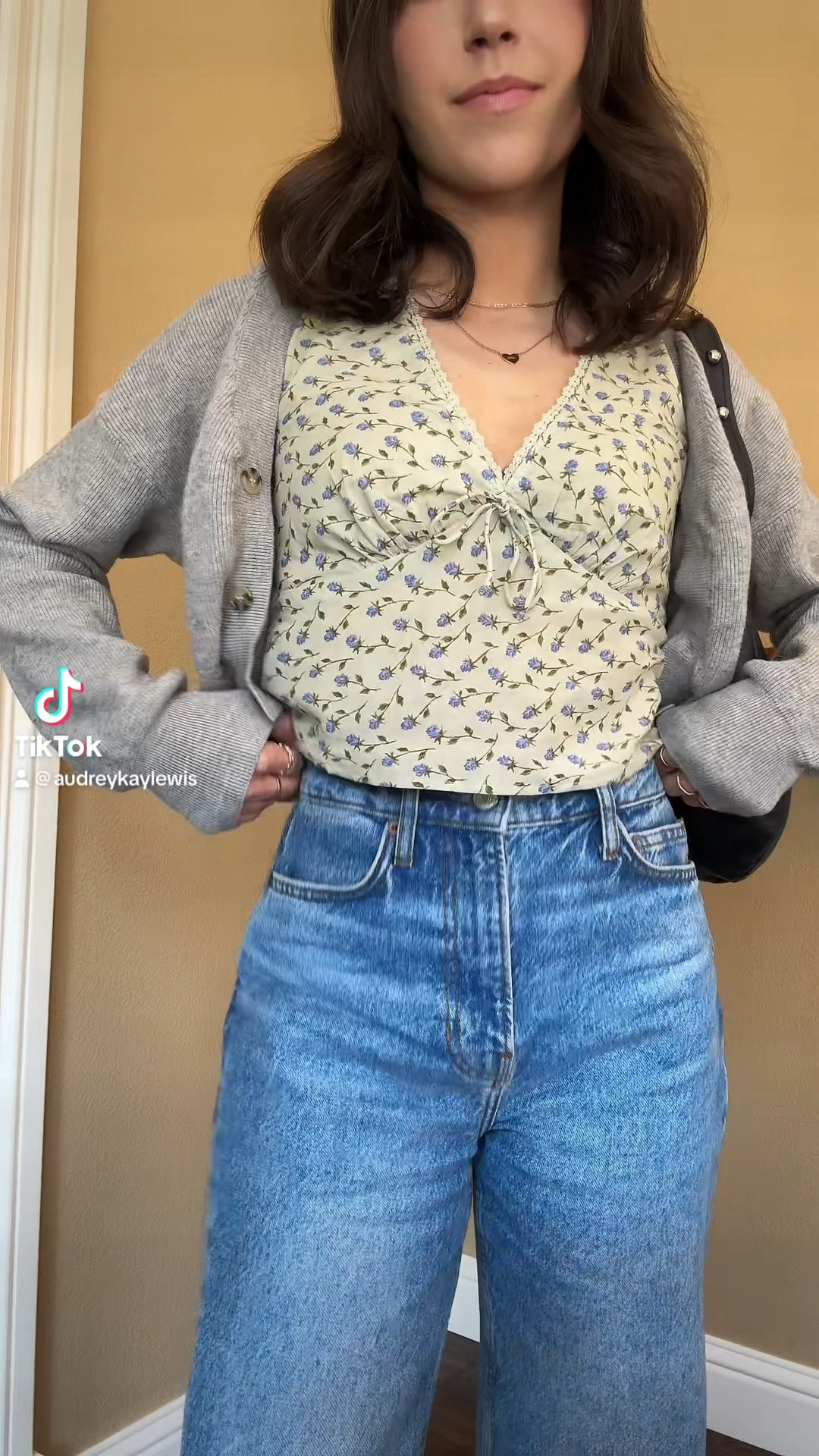 Sale alert! This top is on sale right now! 📢💸

Perfect top for feminine work outfits  like pairing it with a satin midi skirt & ballet flats or for back to school with jeans & a cardigan like I’ve shown here 🌼🪻

#LTKsalealert #LTKfindsunder100 #LTKworkwear