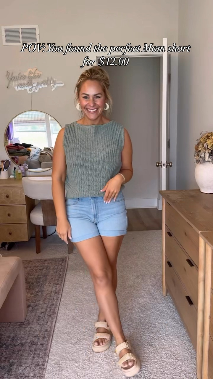 Your next play date outfit is here featuring these super cute $12 shorts from Old Navy!

This outfit is chic and comfortable! I am wearing a size 6 in the shorts and a Medium in the tank from Abercrombie! I paired it with earrings from Target and sandals from Amazon!

#petitefashion #petiteoutfit #pinterestfashion #pinterestoutfitidea #oldnavy #momoutfit

#LTKStyleTip #LTKSaleAlert #LTKFindsUnder50
