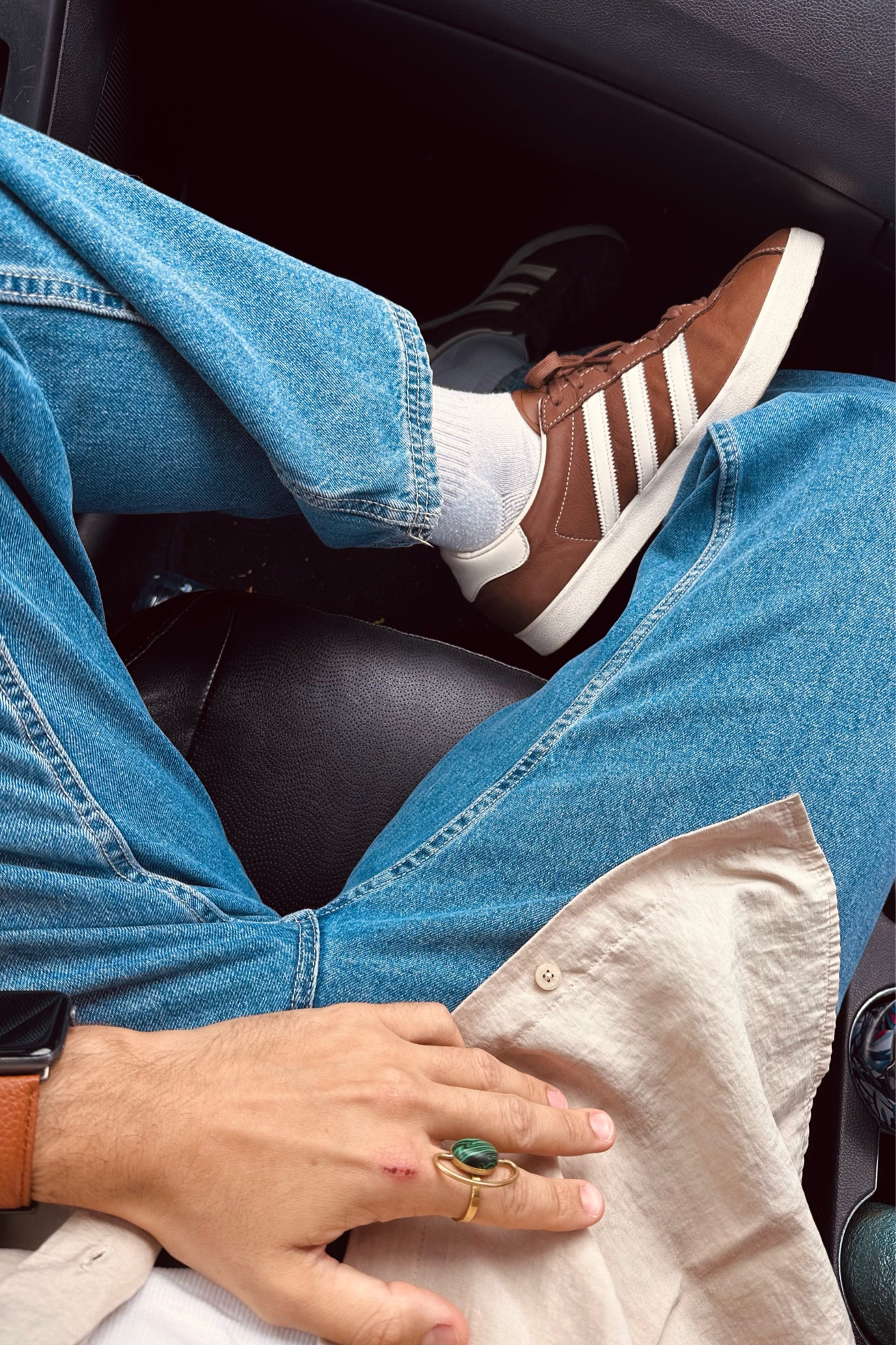 It's the season for brown sneakers. 🍂🤎
Tip: Gazelles are more comfortable than Samba's. Gazelles are true to size.

#LTKaustralia #LTKmens #LTKstyletip
