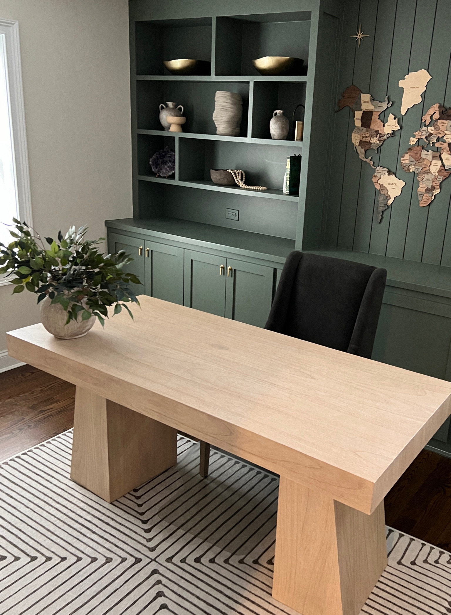 Earthy, moody, organic home office. 

#interiorarchitecture #homedesign #currentdesignsituation #classicinteriors #architecturaldigest #mydecorhaven #designdetails #loveyourhabitat #vogueliving #realhomesofinstagram #maketimefordesign
#architecture #modernarchitecture #cb2  #homeofficedesign #homeoffice #homeofficeideas #officedesign #homeofficedecor #moodydesign #moodyvibes

#LTKhome #LTKstyletip #LTKfindsunder50