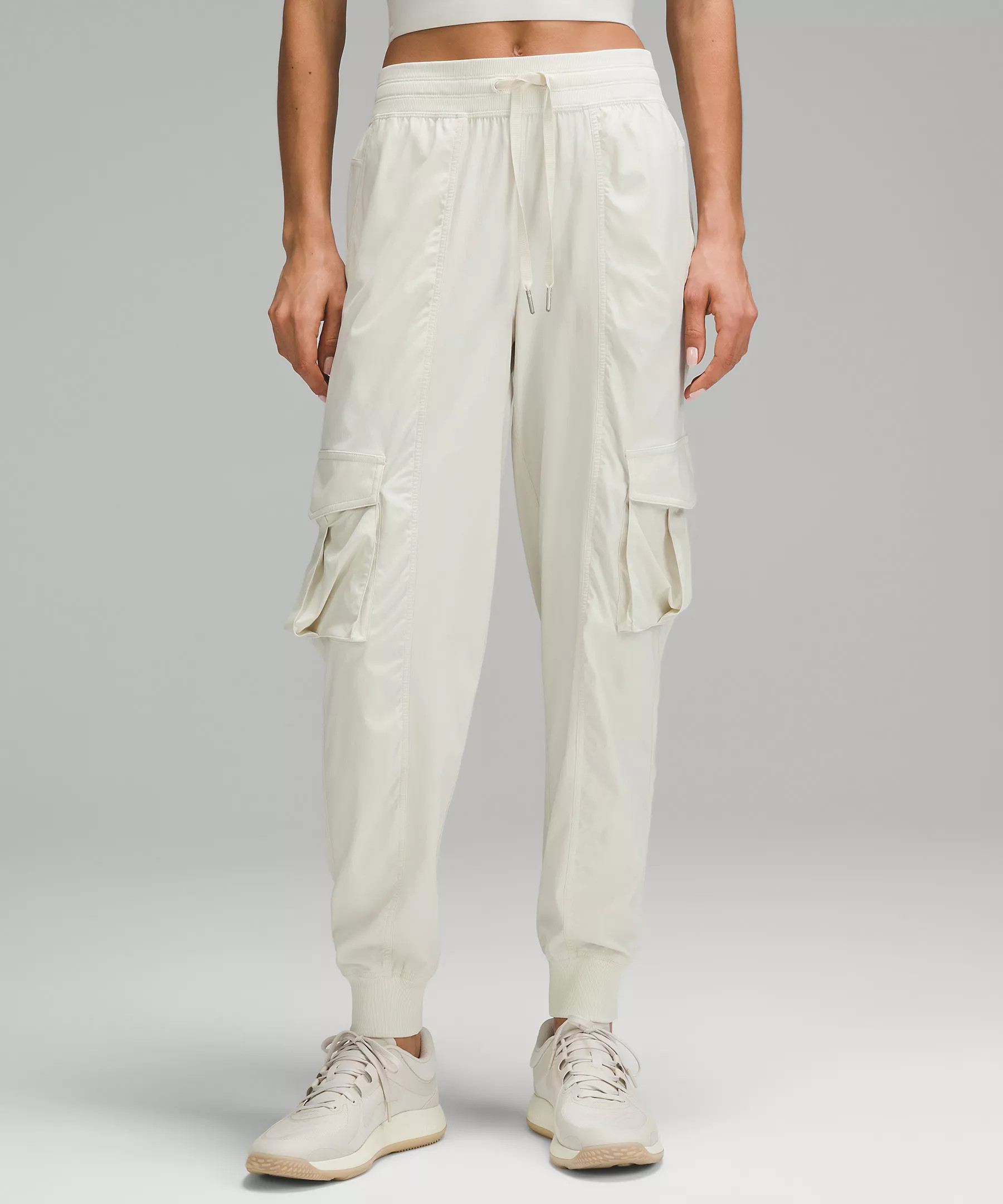 Dance Studio Relaxed-Fit Mid-Rise Cargo Jogger | Lululemon (US)