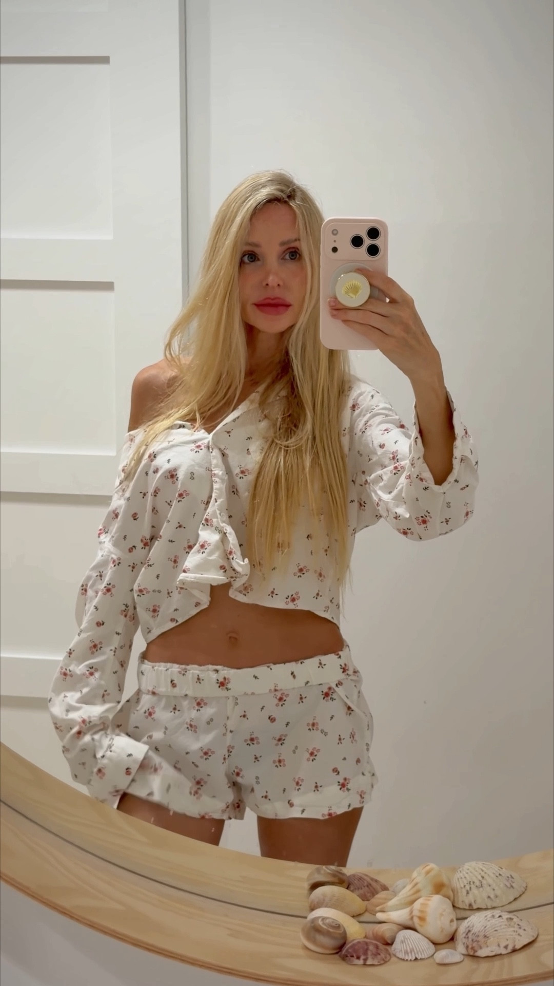 Floral pj set
Floral
Boxers 
Cute pjs 
Pajamas 
Loungewear 
Sleepwear 

#LTKSaleAlert #LTKCyberWeek #LTKFindsUnder50