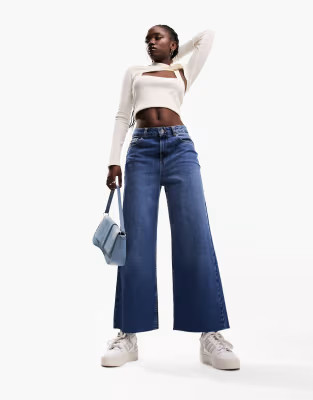 ASOS DESIGN cropped wide leg jean in mid blue | ASOS (Global)