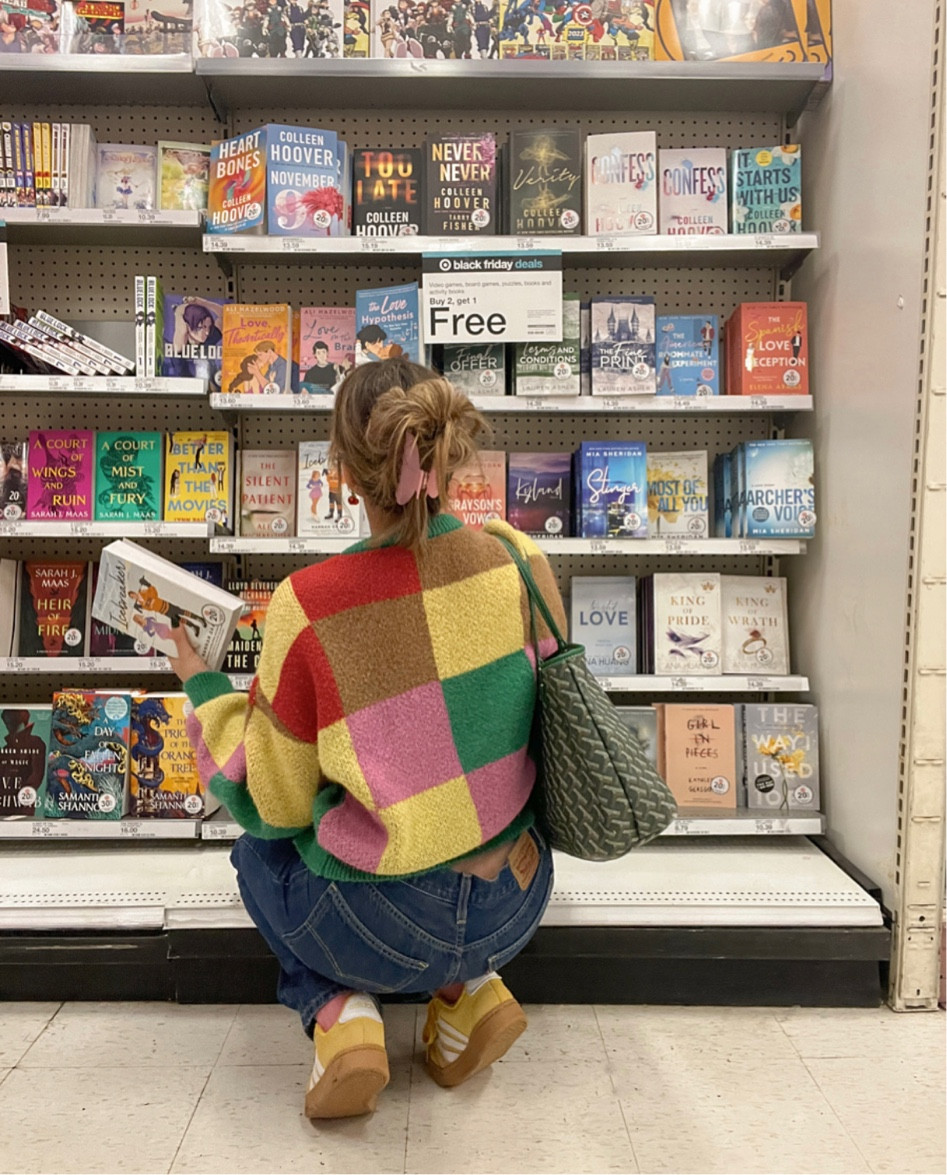 Recent books I’ve been loving!! 

Romance books, spicy books, thriller books

#LTKGiftGuide #LTKsalealert #LTKstyletip