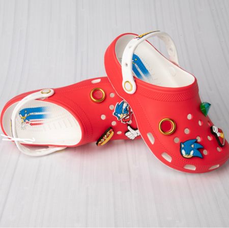 If your child loves Sonic the Hedgehog, they will love these Sonic Crocs! Bonus: the jibbitz are attached so they can’t fall or be ripped off 🙌 #toddler #toddlershoes #crocs

#LTKfamily #LTKkids #LTKunder50