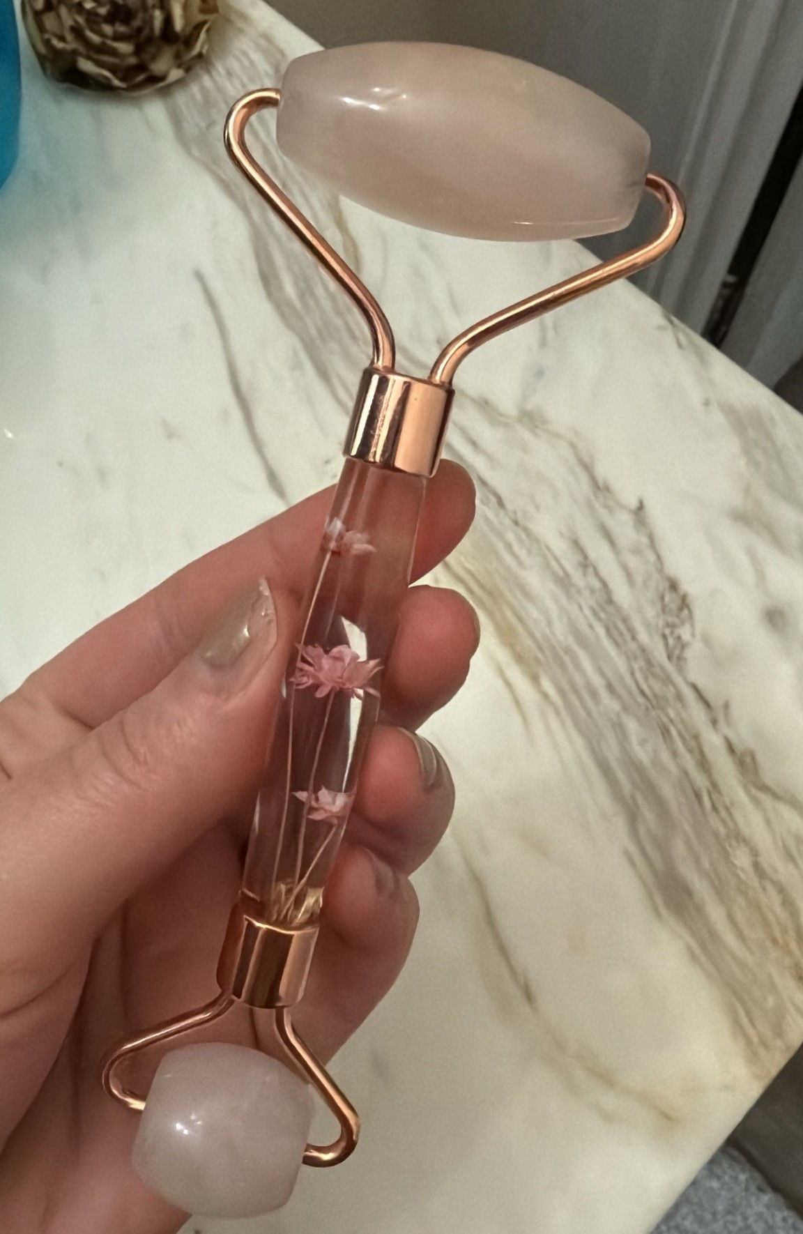 It’s amazing what a quick face massage can do in the morning! 
My face always feels puffy in the morning but this helps SO much!!

Beauty tool, Gua sha facia massagee

#LTKgrwm #LTKmorningroutine #LTKBeauty