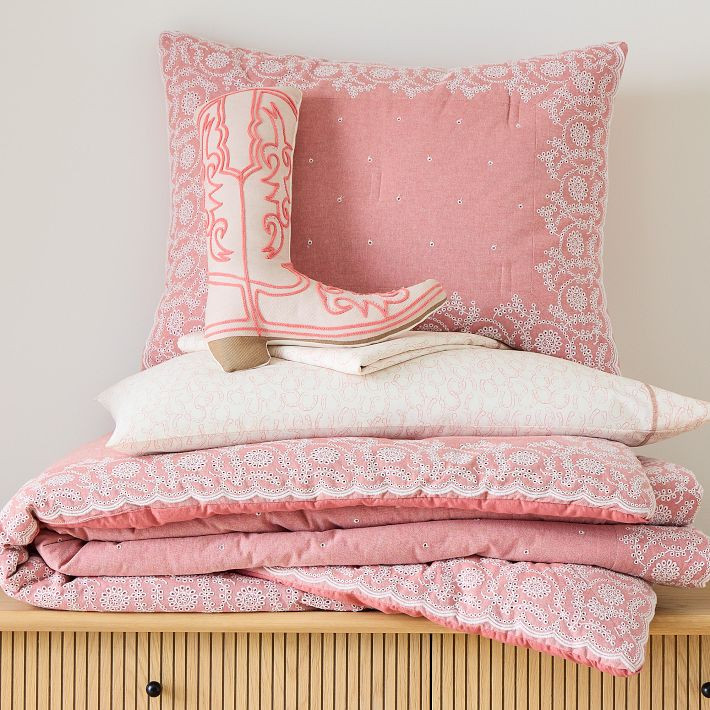 Eyelet Standard Sham | West Elm (US)