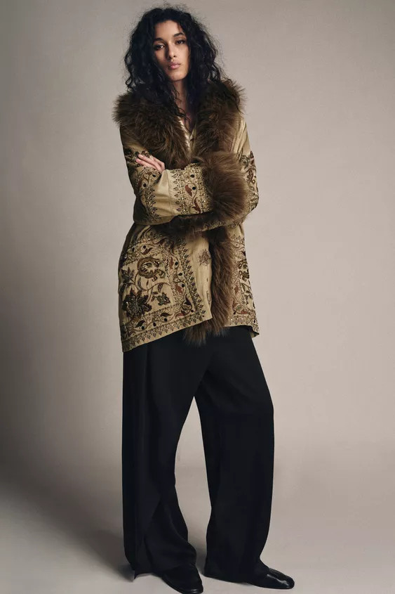 ZW COLLECTION LIMITED EDITION EMBROIDERED VELVET KIMONO | Zara AU