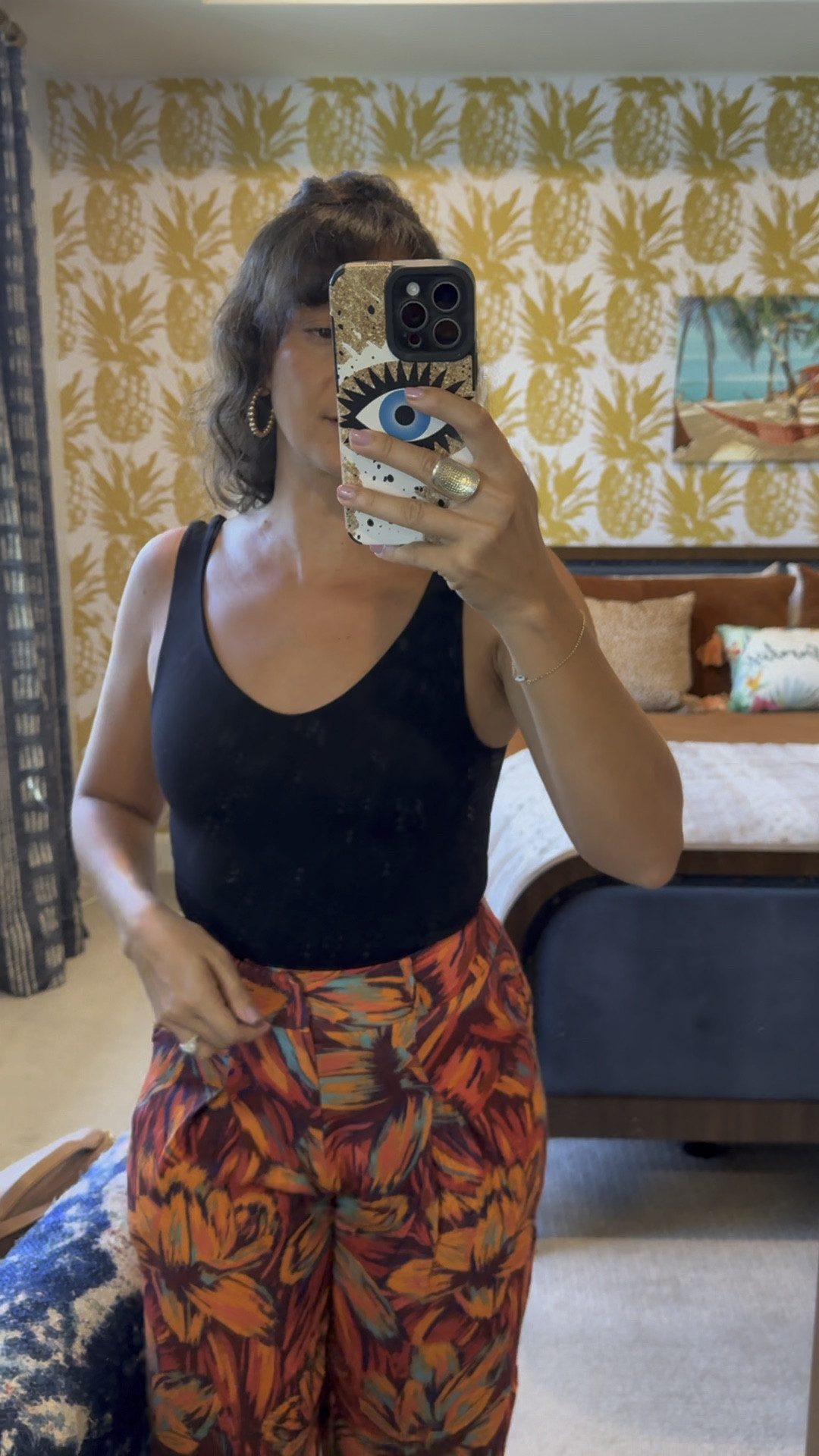 I have found the best bodysuits, so soft, comfortable and the fabric is perfect.
I’m wearing a size S/M. I bought it in 3 colors. 

#LTKStyleTip #LTKWorkwear #LTKFindsUnder50
