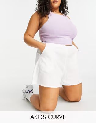 ASOS DESIGN Curve linen look short in white | ASOS (Global)