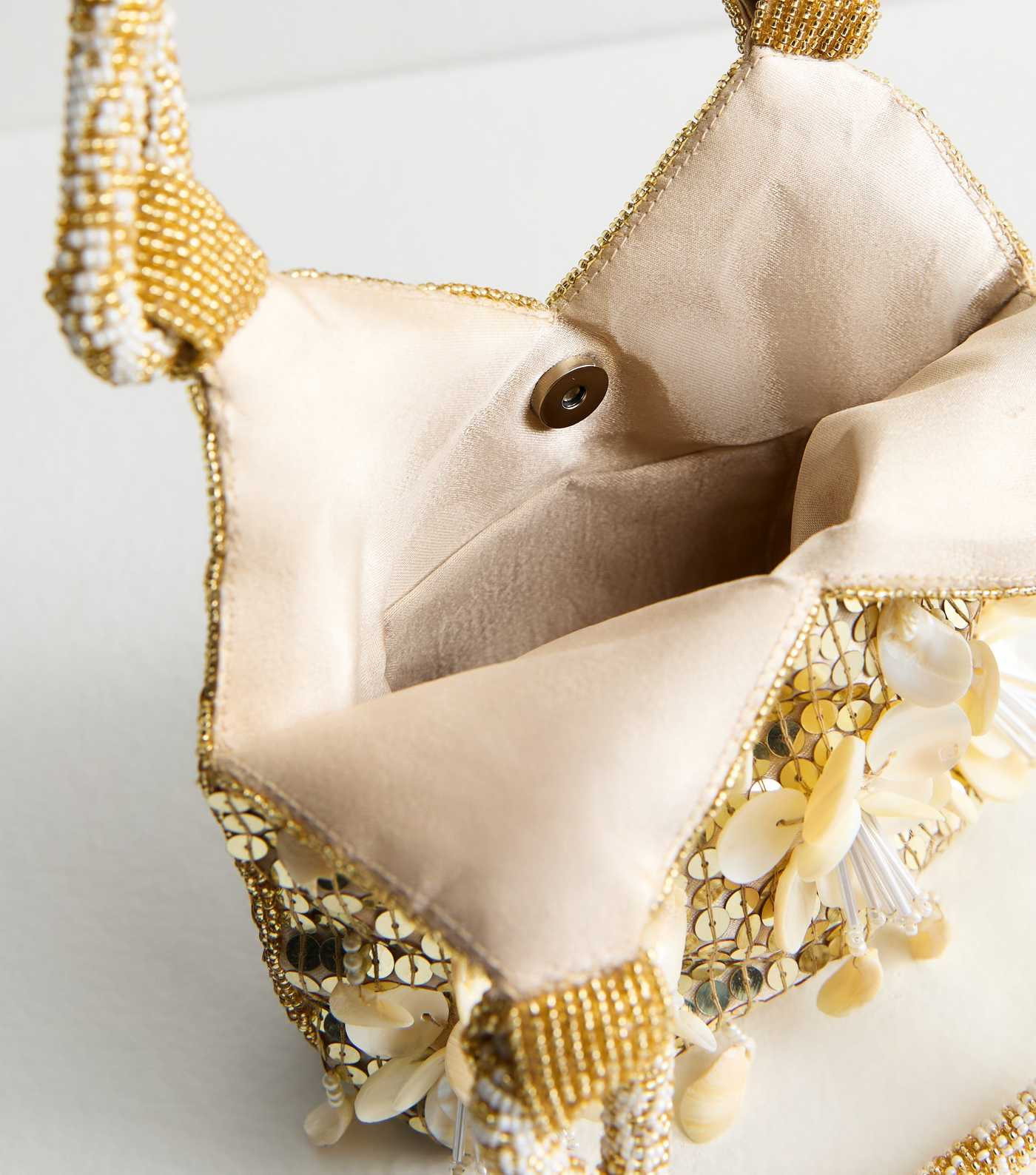 Gold Shell and Floral Embellished Handbag | New Look | New Look (UK)