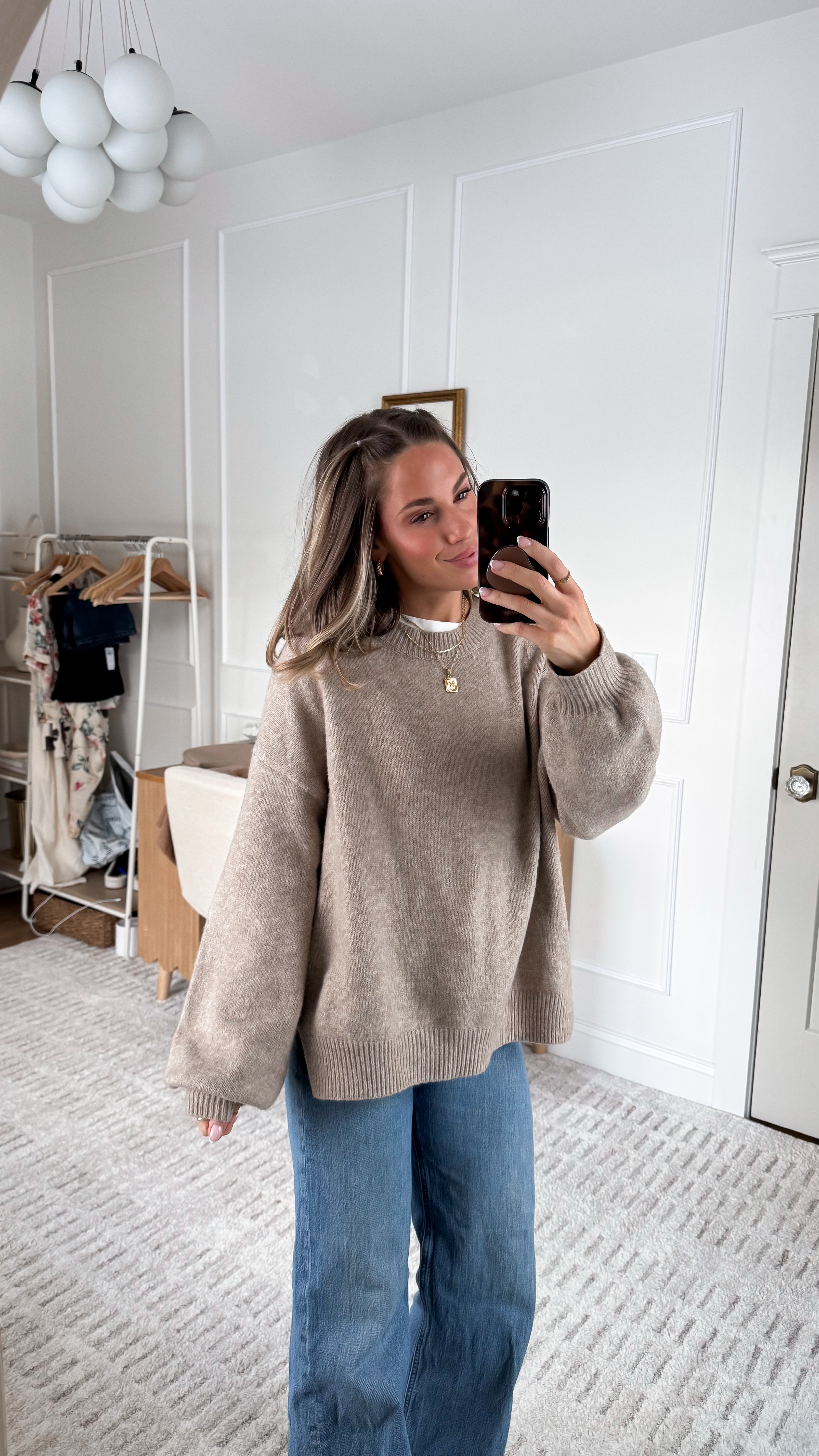 Starting a new series creating outfits with pieces that survived my closet clean out! These are pieces I grab & wear ALL THE TIME👏🏼 Pieces that make me feel good, make me excited to get dressed & pieces I can style so many different ways! (Wearing size small sweater & size 4 jeans) 

#LTKWatchNow #LTKFindsUnder50 #LTKStyleTip