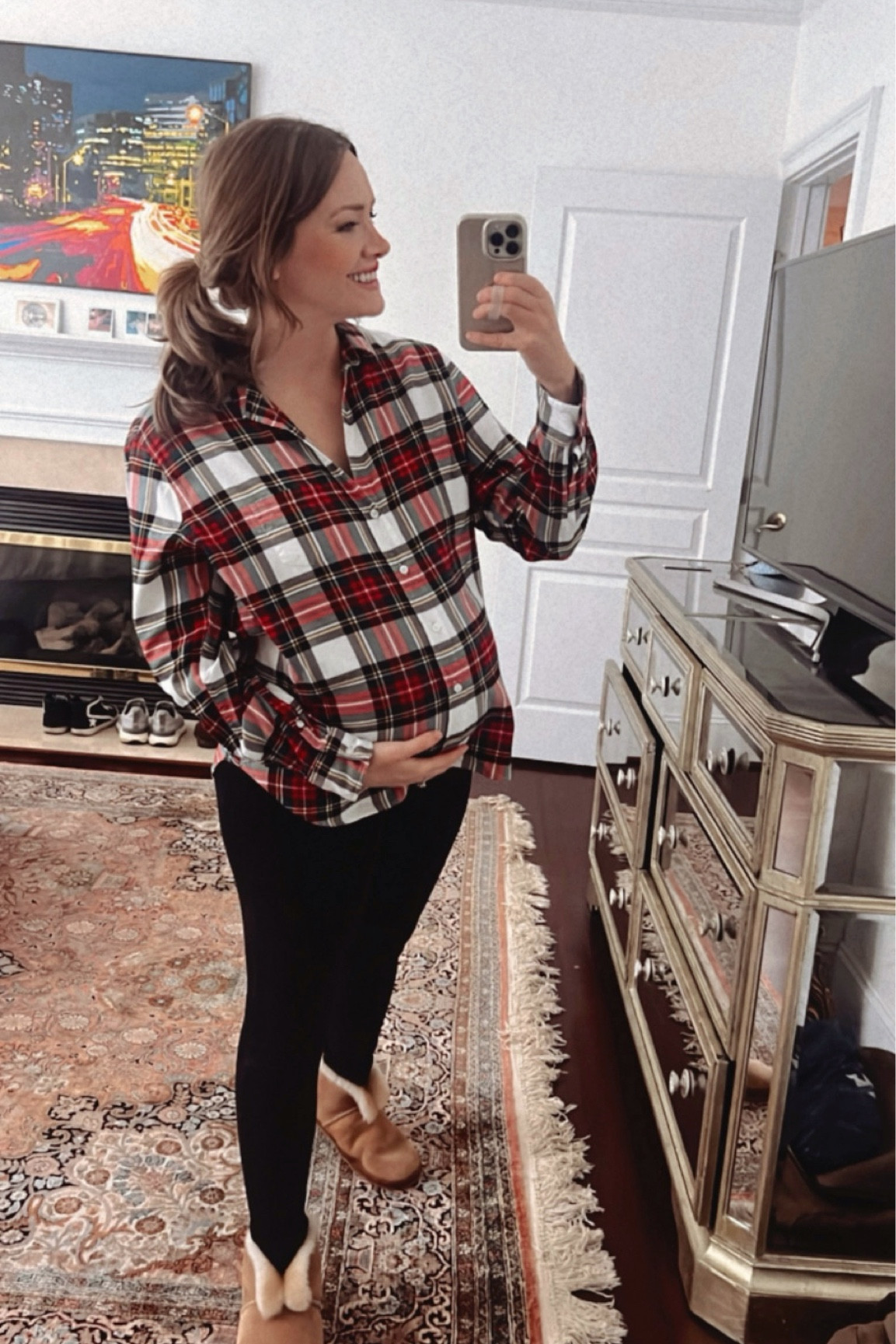 Cozy and festive! Love this relaxed flannel top for the holidays❤️🎄

#LTKbump #LTKSeasonal