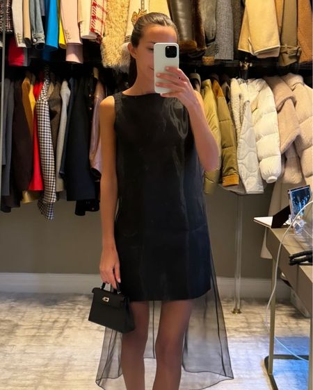Theory recently sent me this dress and I’m in love. Linked my shoes in white!