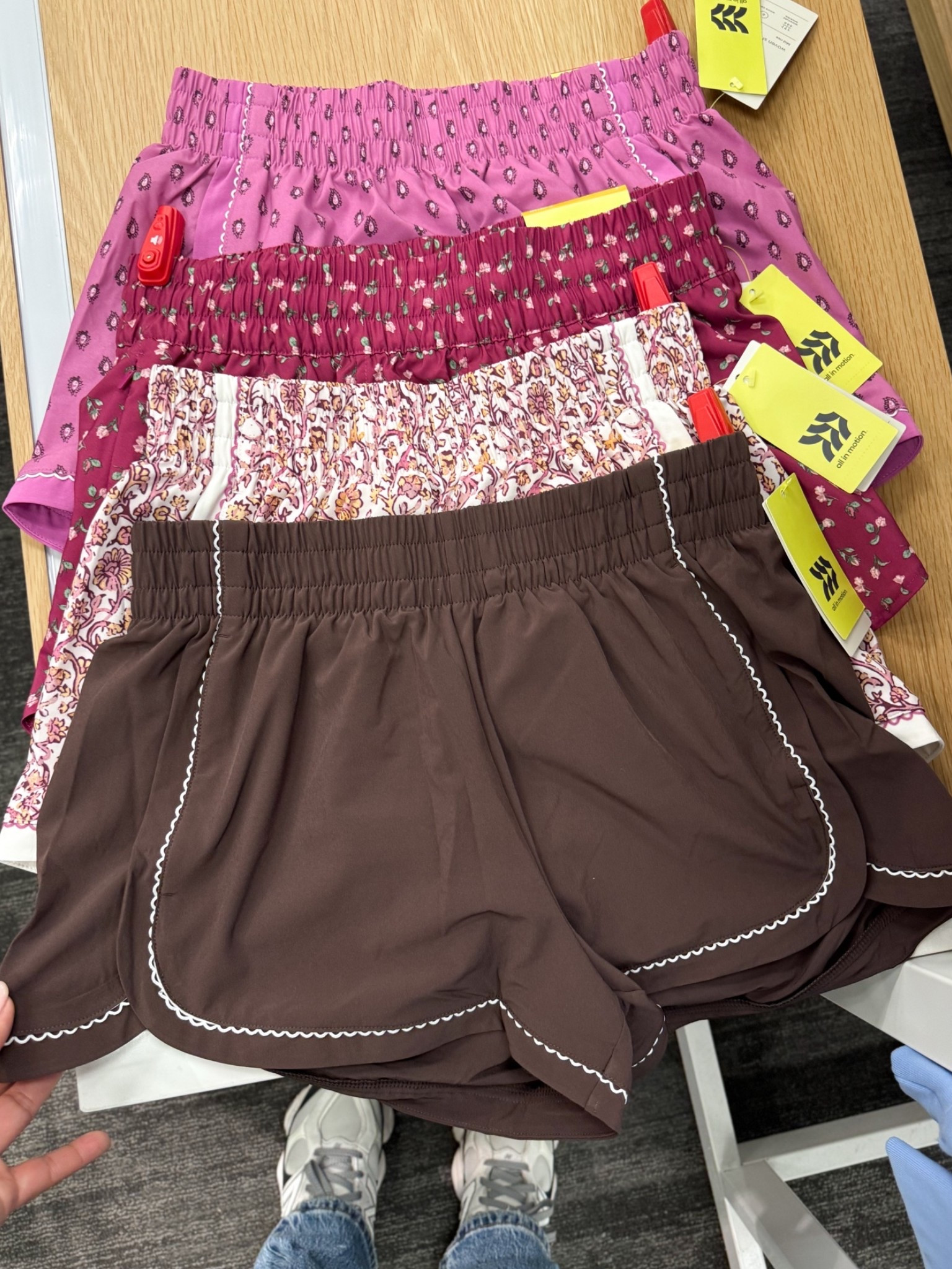 40% off shorts end today! 

target finds, target deals

#LTKSaleAlert #LTKHome #LTKootd