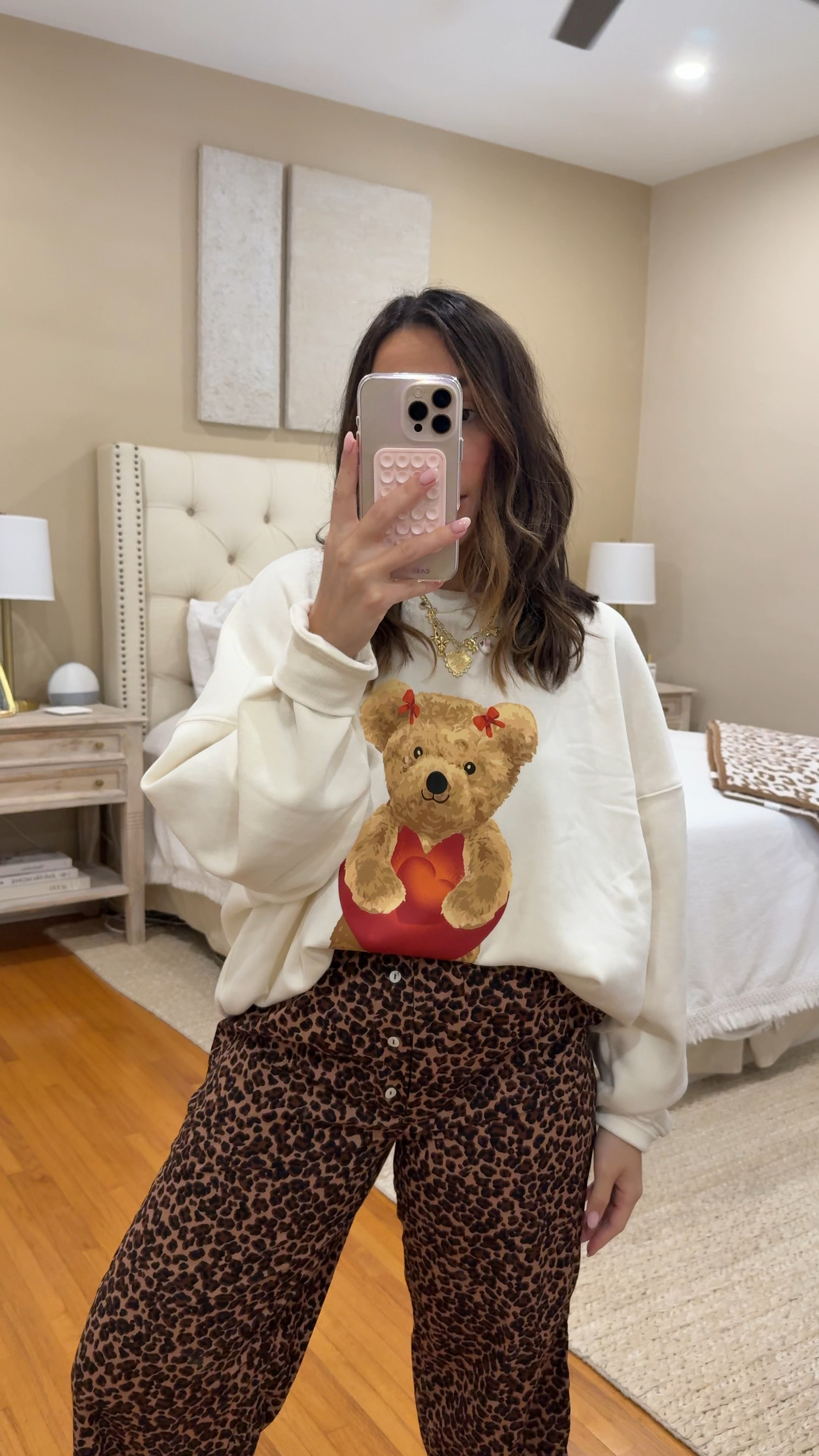 Size xxl sweater and small pants 

#LTKFindsUnder100 #LTKFindsUnder50