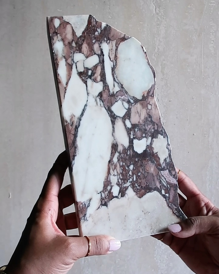 A perfectly imperfect viola calacatta marble live edge piece…my heart is full. Linked some similar styles for ya😌

#LTKHome