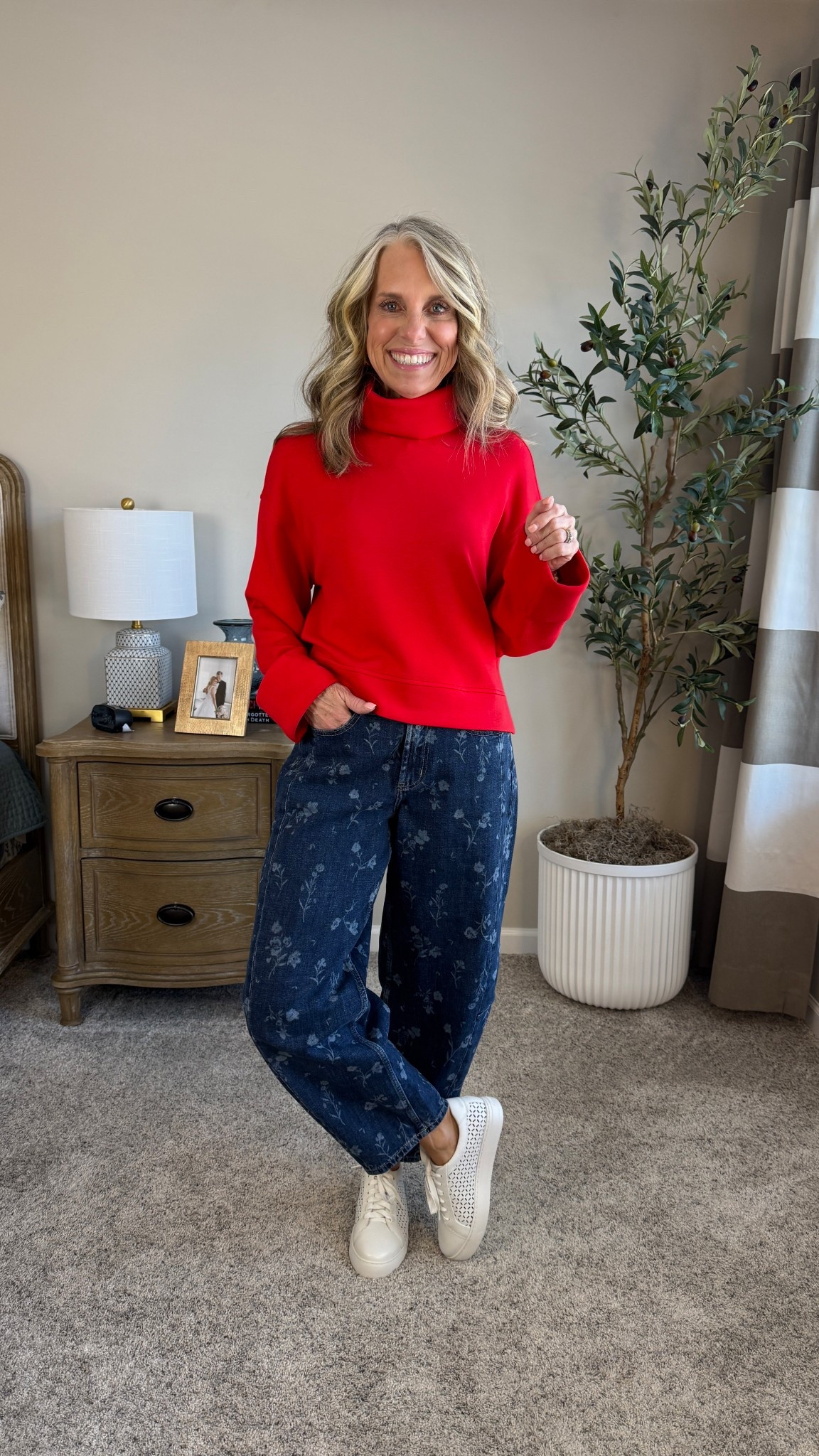 Use F4_LISA20 for 20% off shoes

#LTKootd #LTKOver40