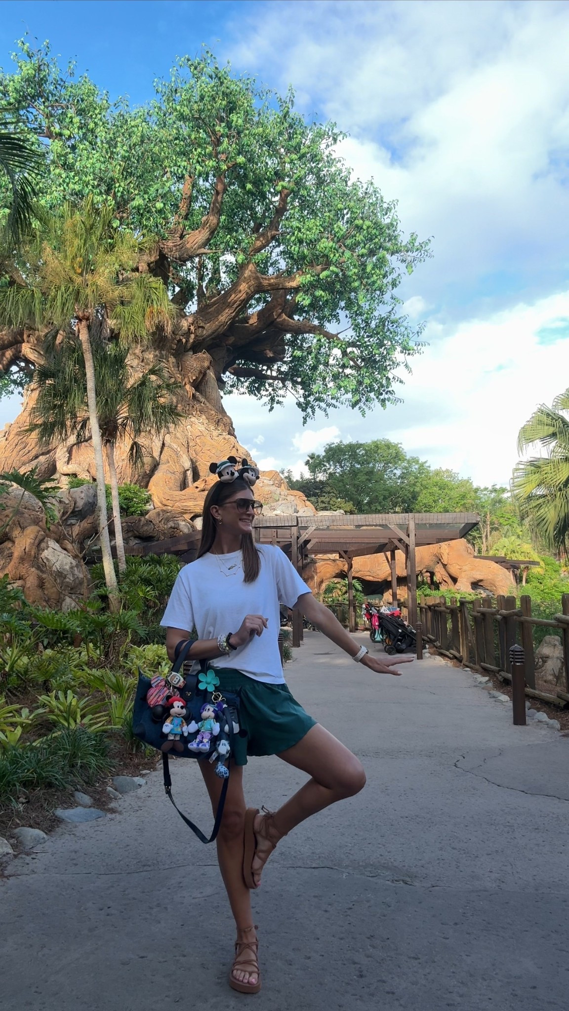 Animal Kingdom ootd 🌳🐘

Disney, Disney outfit, Disney style, Disney parks, WDW, Disney world, Disney outfit inspo, lululemon shorts, running shorts, Tevas, sandals, Disney headband, safari outfit, Disney aesthetic 

#LTKootd #LTKgrwm #LTKActive