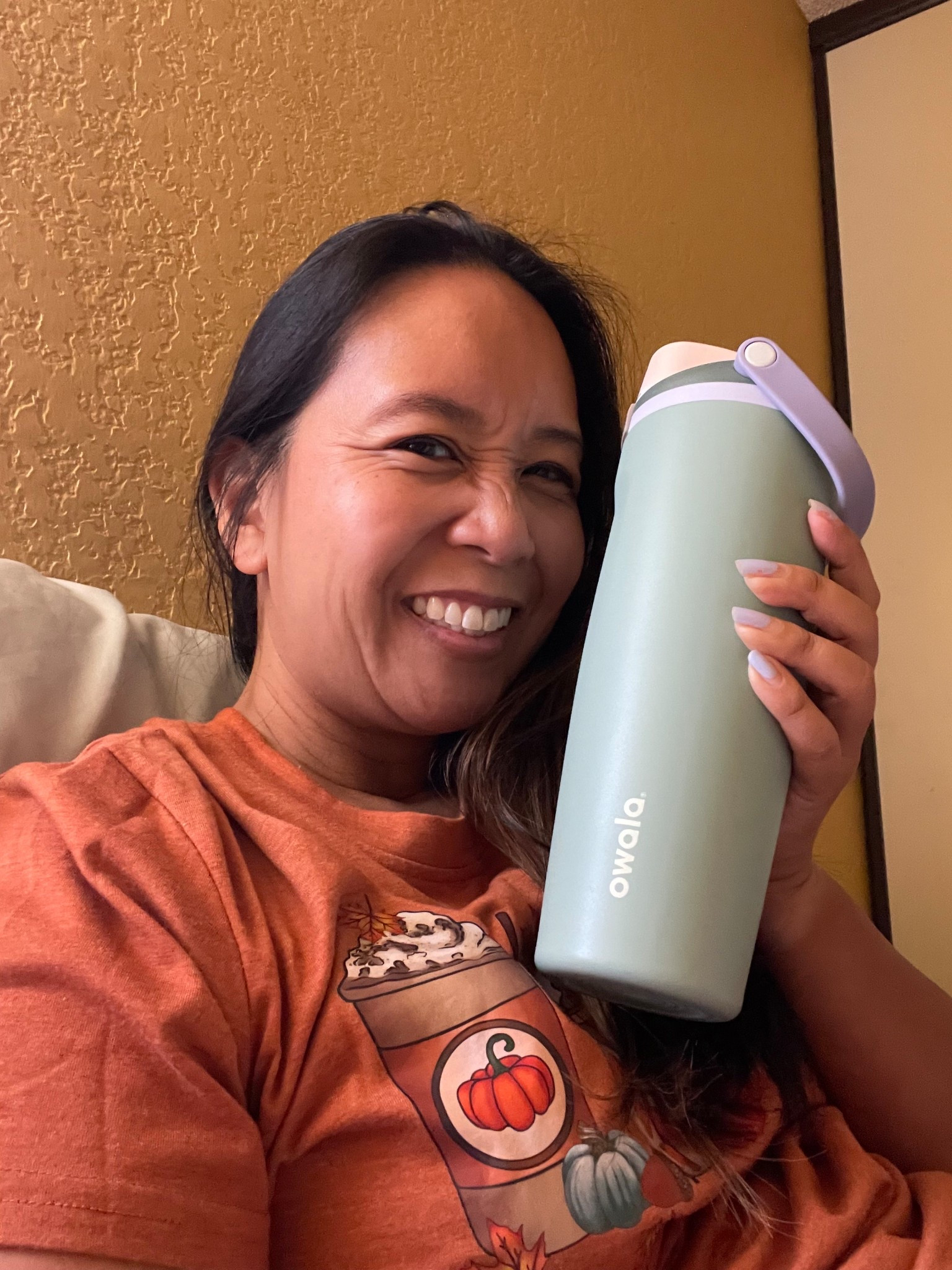 Special shout out to my trusty Owala keeping me hydrated while resting and elevating my leg. Keeps my water nice and cold all day. 

#LTKmomlife #LTKselfcare #LTKOver40