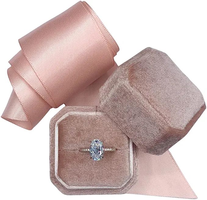 Amazon.com: Skye Luxe Couture Velvet Ring Box - Vintage Ring Box for Wedding Ceremony Photos Enga... | Amazon (US)