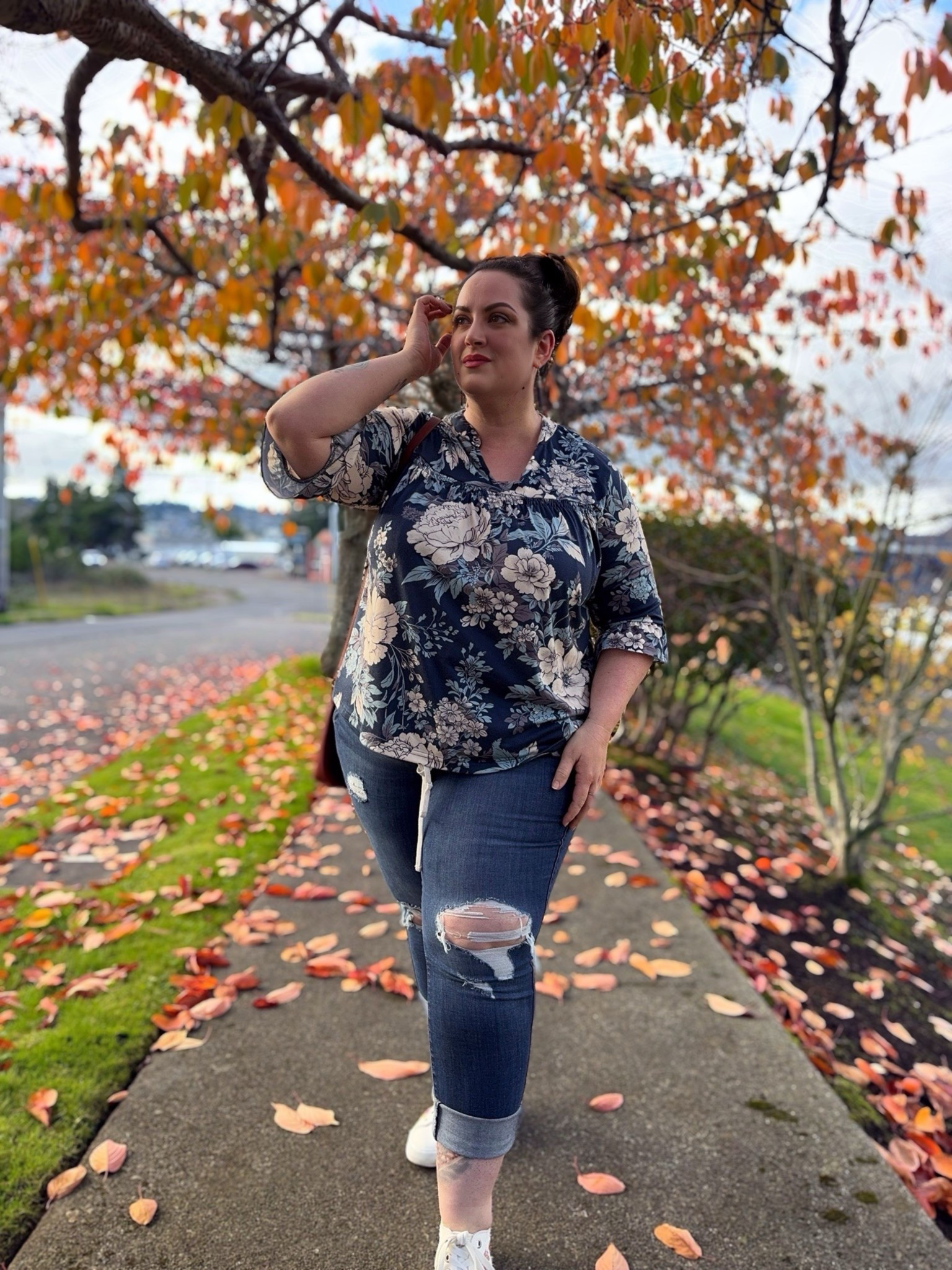 Casual plus size floral top with 3/4 sleevees

#LTKPlusSize #LTKOver40 #LTKootd