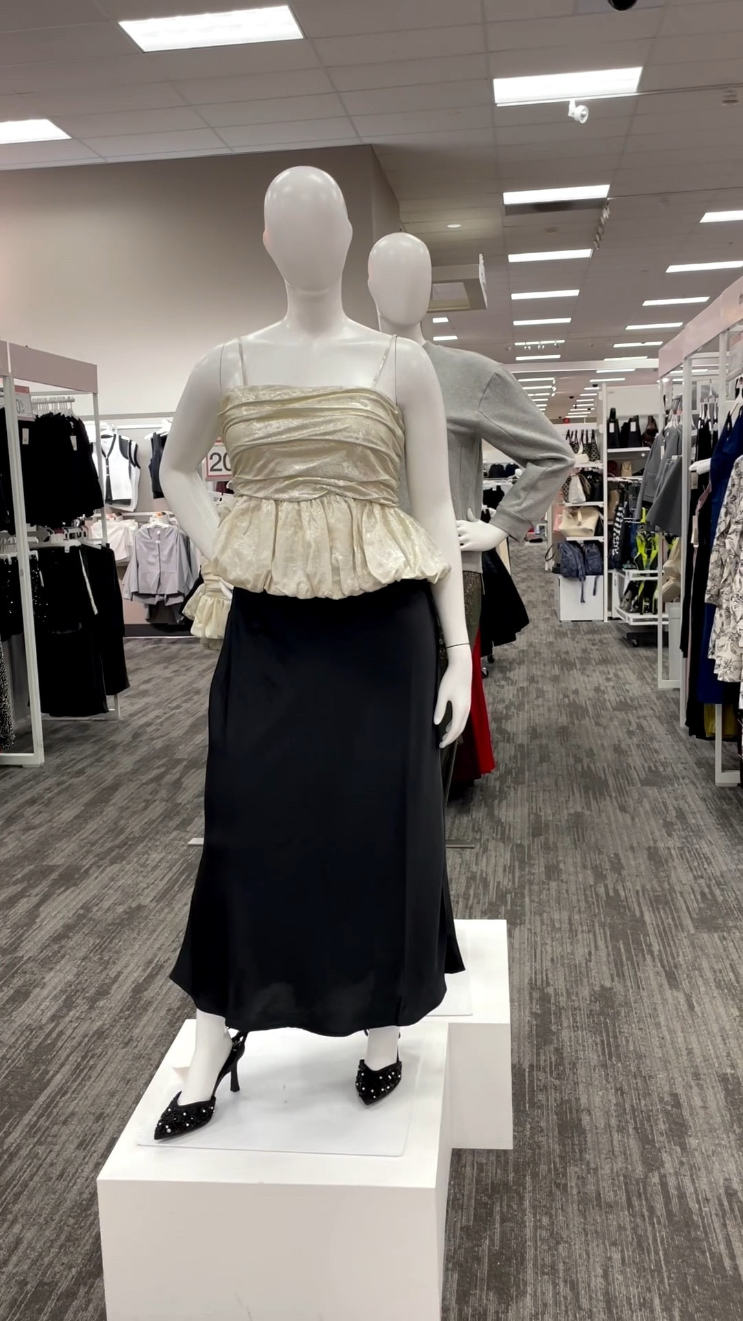 Perfect for holiday parties! 

#LTKSeasonal #LTKHoliday #LTKFindsUnder50