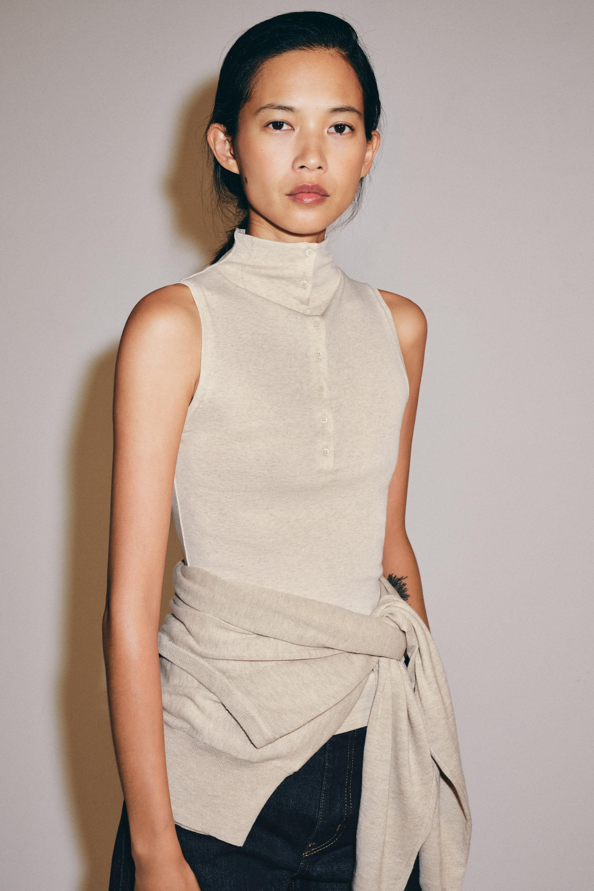 MOCK NECK BUTTON-UP TOP | Zara US