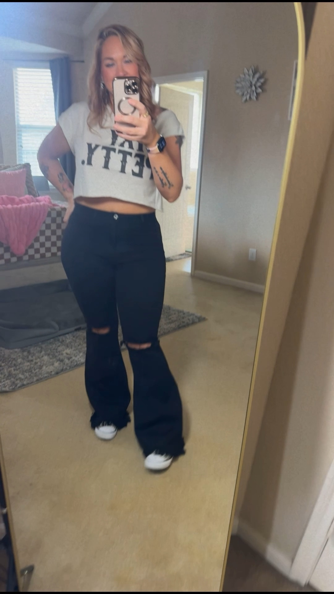 Stay Petty Fit. The jeans are the main character though. 

#LTKootd #LTKmomlife #LTKTall