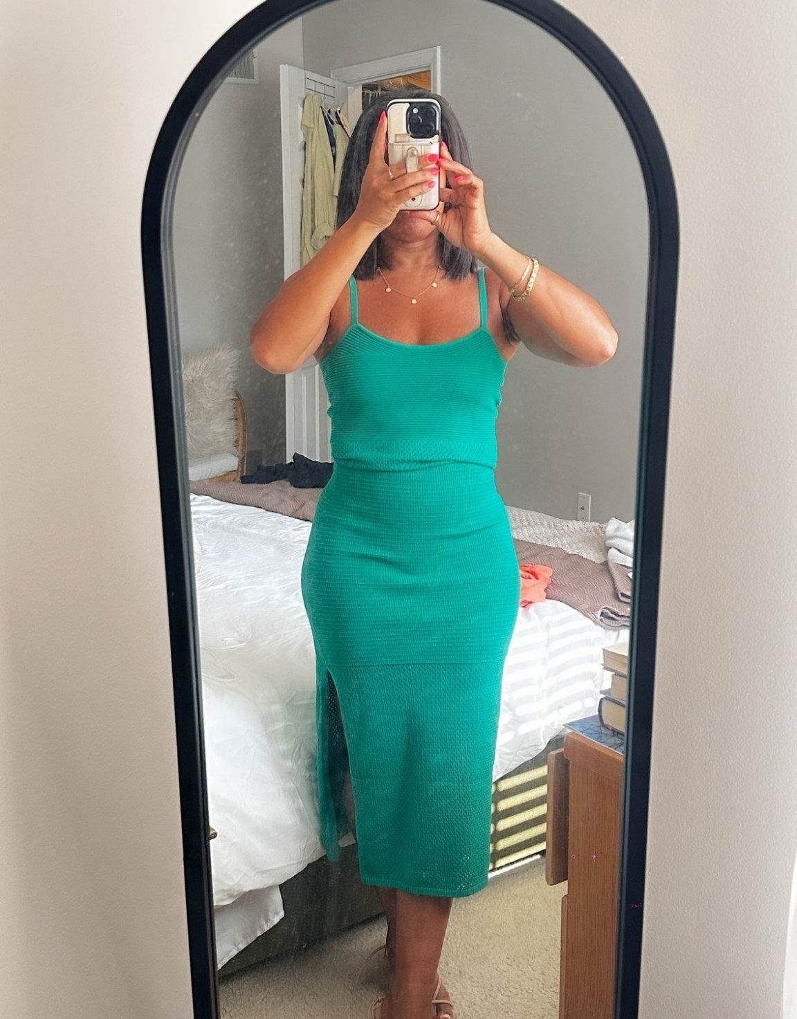 Summer is nearly here! This body con bright green dress I perfect for cocktail hour, beach dinner dates, wedding guest dress…you name it!

Amazon find | wedding guest | summer dress | bodycon | midi dress 



#LTKPetite #LTKSeasonal #LTKTravel