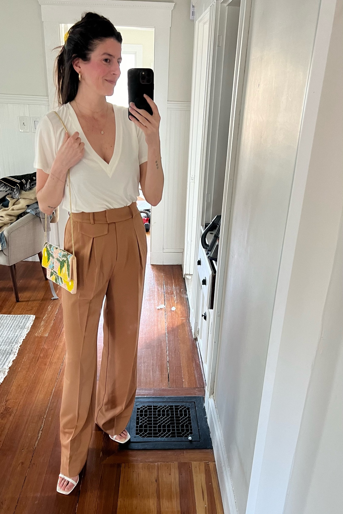 Small top (it runs a little large), medium in the pants, shoes run tts. 

#LTKworkwear #LTKfindsunder100