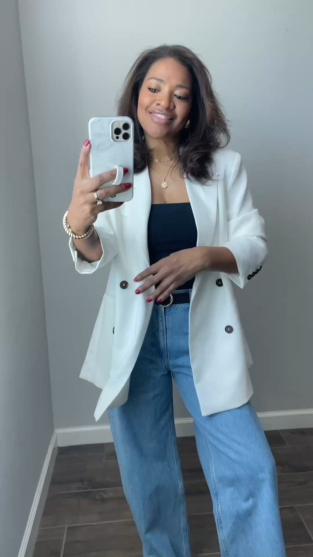My white blazer is on sale today and only $22! I’m wearing a size medium for a slightly more oversized fit but I would stick true to your size as it runs oversized normally 

 #ltksalealert #ltkworkwear #ltkfindsunder100

