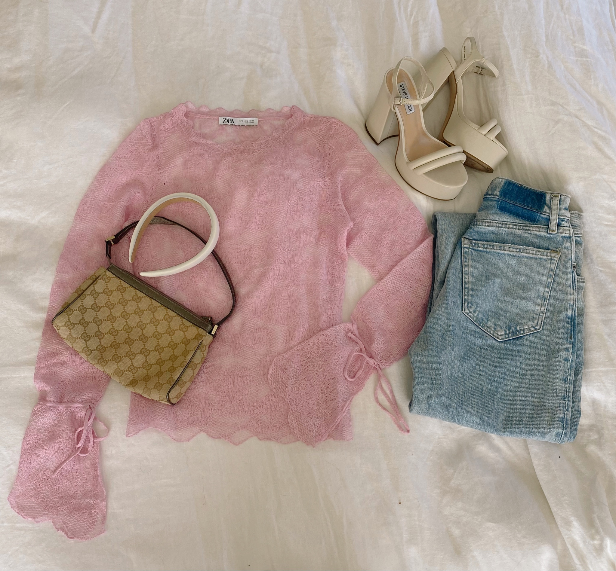 Brunch outfit idea!

Brunch outfit idea, lunch date outfit ideas, lace top, Abercrombie denim, Steve Madden heels, gucci, fall outfits 2022, fall trends 2022

#LTKshoecrush #LTKSeasonal #LTKunder100