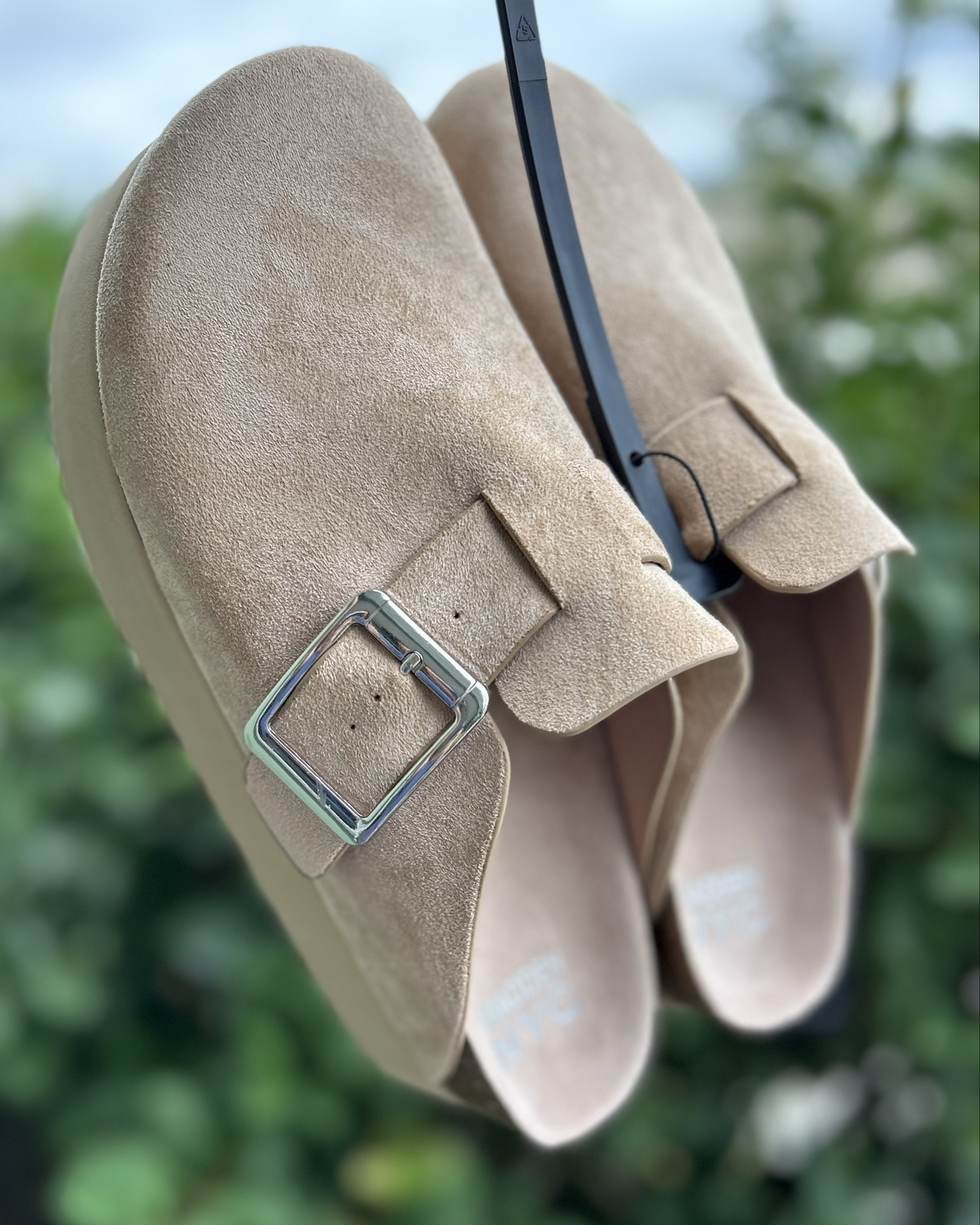 Say hello to the CUTEST platform clogs. Impressed with how comfortable they are too! Available in several colors! #walmartpartner #walmartfind #walmartshoes #walmartfashion #clogs #winterfashion #womensshoes

#LTKShoeCrush #LTKSeasonal