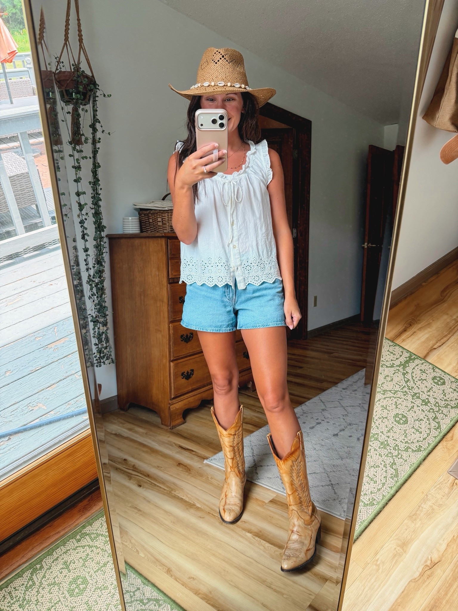 xs in my tank (selling out—linked similar) and 00 in my denim shorts (dream blue). My hat is sold out so linked similar as well as my cowboy boots (thrifted, so I linked similar ).

#LTKPetite #LTKgrwm #LTKootd