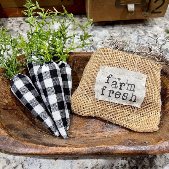 Set of 4 Small Black and White Buffalo Plaid Carrots in Farm | Etsy | Etsy (US)