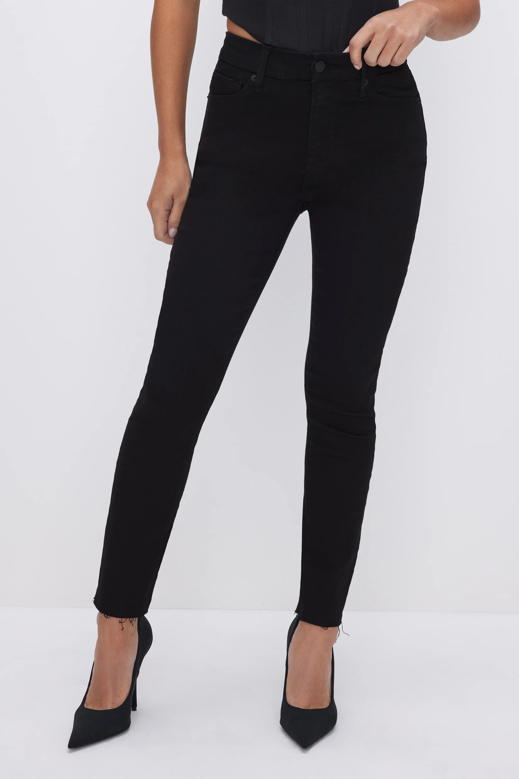 GOOD PETITE SKINNY NEVER FADE JEANS | Good American
