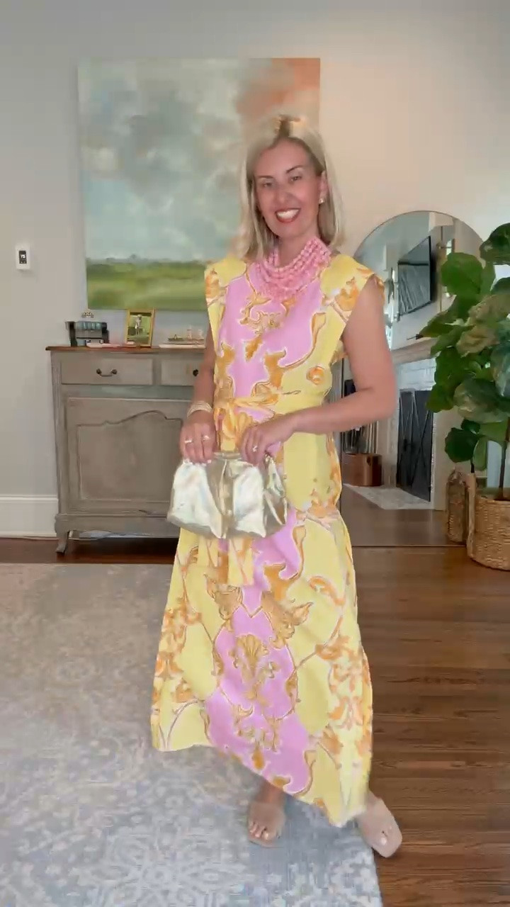 Wedding guest dressed… Red dress- size 2 Blue and gold- size xs Green dress- size xs Green & pink- size s Blue and pink- size xs Pink & yellow- size small White top- size small, plaid skirt - xs Dark dress- xs Pink & red- xs

#LTKootd #LTKWedding #LTKSeasonal