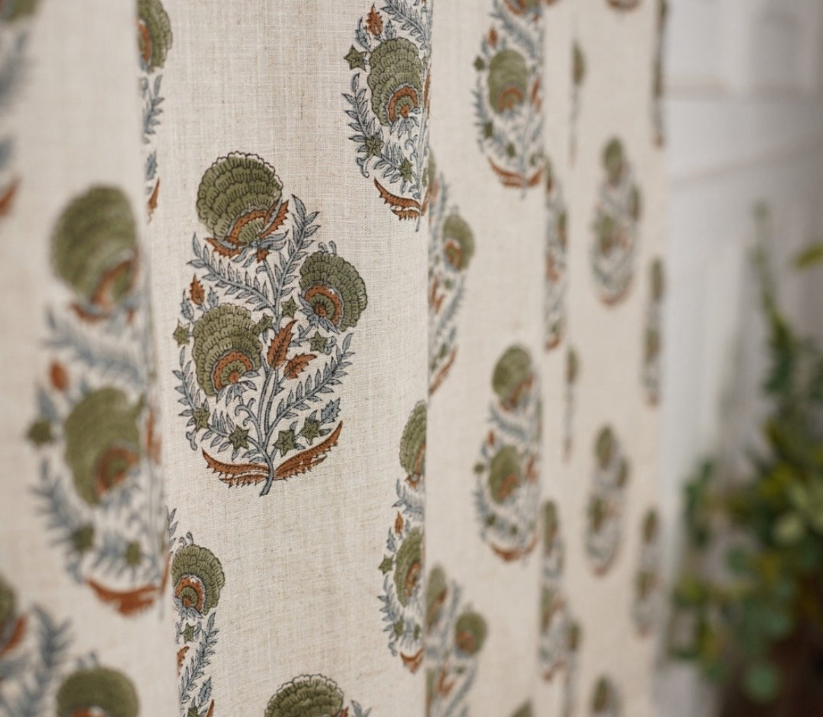 🪟 Wayfair Curtains That Feel Custom (Without the Price Tag)
I finally found the perfect block print-inspired curtains for our space, and I’m obsessed with the soft linen texture and earthy tones. The olive and rust floral motif gives just the right amount of vintage charm without overwhelming the room.

🌿 Lightweight, breathable, and full of character — these instantly warm up any space. Ideal for living rooms, bedrooms, or even layered in a cozy reading nook.

🛒 Shop these curtains and elevate your windows:
👉 [Insert LTK link]
#WayfairFinds #CurtainGoals #HomeStyle #LTKHome #HomeDecor #TextileLove #OrganicVibes


#LTKSaleAlert #LTKStyleTip #LTKHome