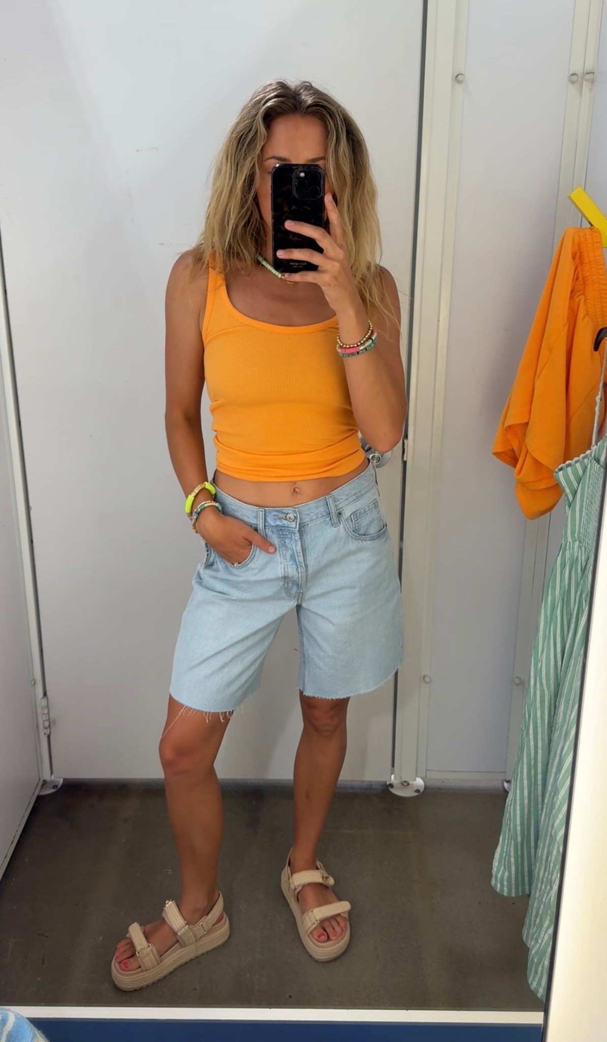 Like why do I kinda vibe with these shorts?! Wearing size 2 and they are button fly! Actually really cute lol