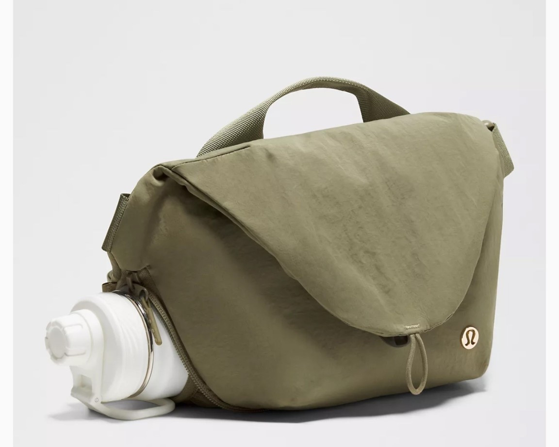 The perfect everyday bag

#LTKGiftGuide #LTKHoliday #LTKActive