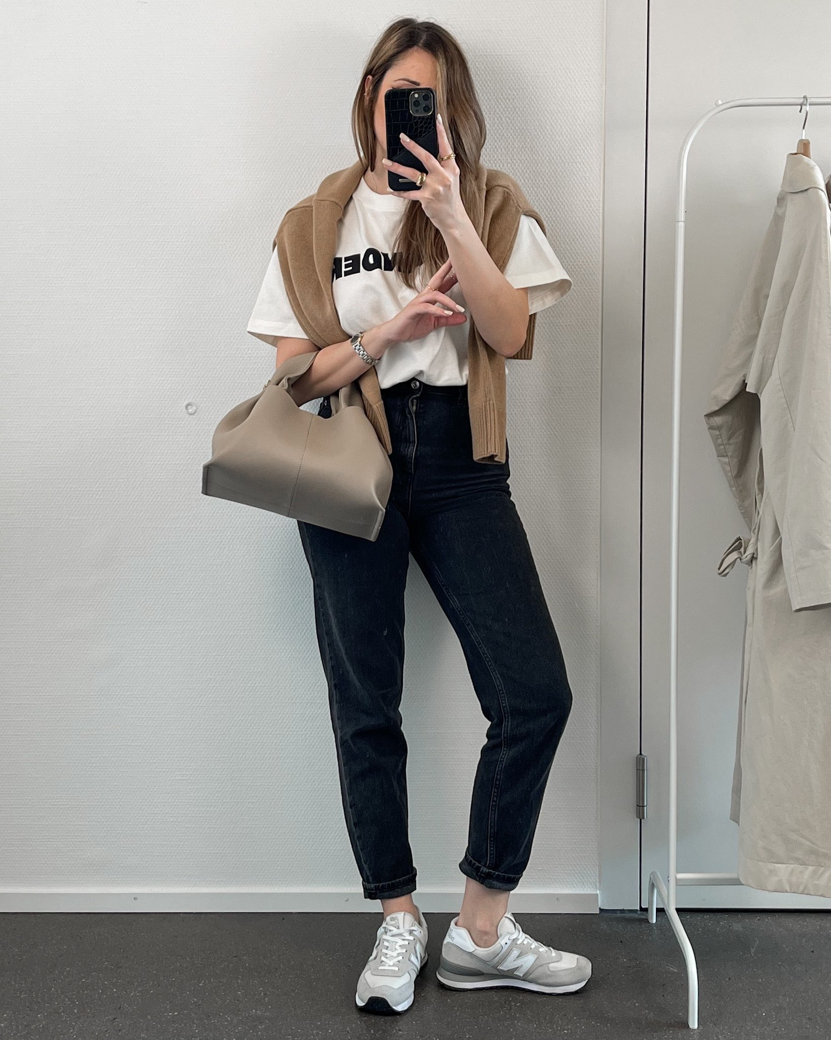 White + camel + grey 🐨

#LTKfindsunder100 #LTKstyletip #LTKeurope