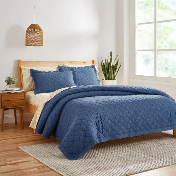 Gap Home Washed Frayed Edge Organic Cotton Quilt, Full/Queen, Navy | Walmart (US)