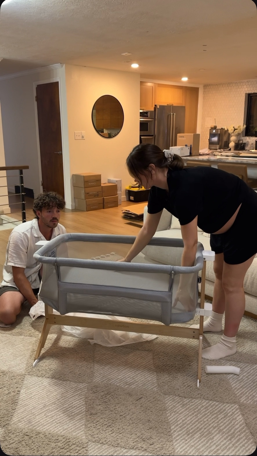 Setting up babies bassinet 💖✨🥹 

#LTKBump #LTKBaby #LTKFamily