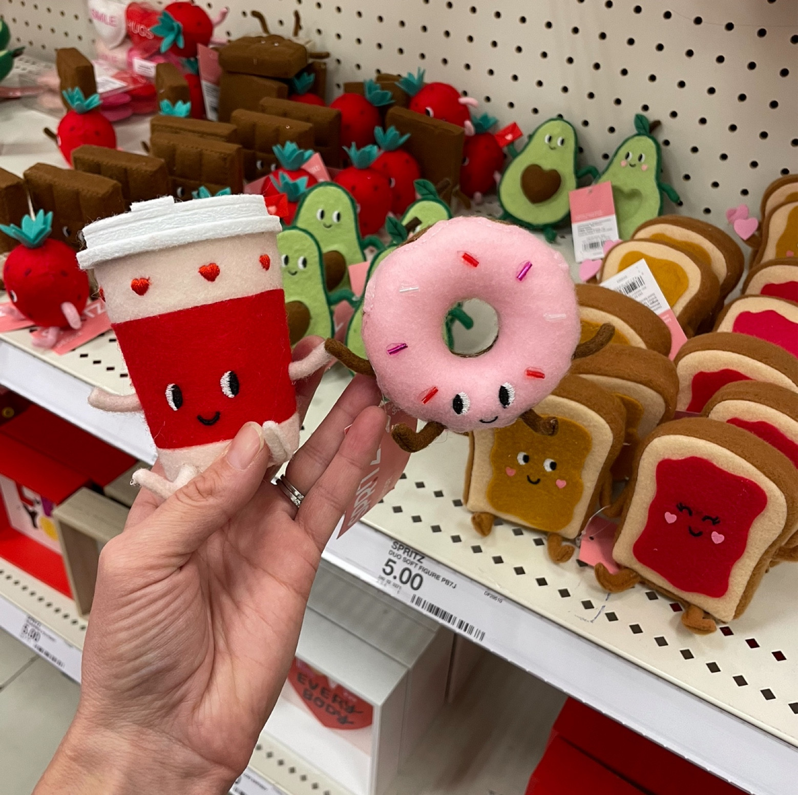 These little felt duos are only $5 and make a great galentine or coworker gift 

#LTKSeasonal #LTKfindsunder50 #LTKGiftGuide